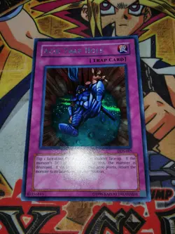 Acid Trap Hole dds-005 (NM+/LP) Secret Rare Yu-Gi-Oh! - Image 3