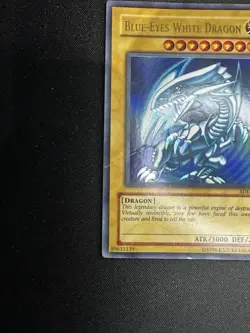 Blue Eyes White Dragon SDK-001 Heavily Played/Damaged - Image 4