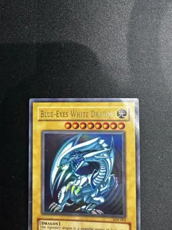 Blue Eyes White Dragon SDK-001 Heavily Played/Damaged - Image 5