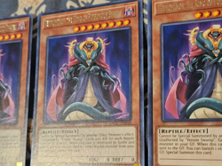 Vennominon the King of Poisonous Snakes x3 - ANGU-EN040 - Rare -Yugioh - Image 3