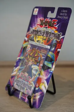 2002 Yugioh LON 1st Edition Labyrinth of Nightmare Blister Pack Sealed TCG - Image 3