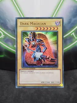 Yugioh Dark Magician LC01-EN005 Ultra Rare NM - Image 1