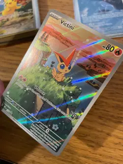 NM! Victini SVP208 Standard Illustration Rare Black Star Promo Pokemon Card! - Image 4
