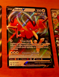 POKEMON CARD HOLO CARTE DODRIO 201/264 V Poing de Fusion FR ** 2021 - Image 1