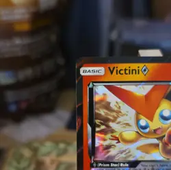 Pokemon TCG Victini Prism Star Holo HP90 Dragon Majesty Prism Rare 7/70 2018 - Image 2