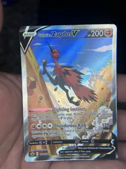 Pokemon Galarian Zapdos V 174/198 Chilling Reign Ultra Rare Full Art Foil - Image 1