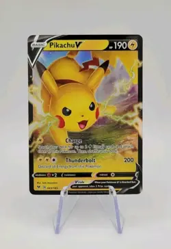 Pokemon TCG: Pikachu V 043/185 Vivid Voltage - Ultra Rare - NM - Image 1