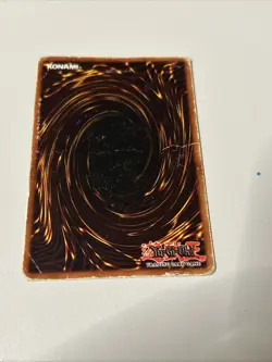 Yugioh Dark Magician BPT-001 Limited Edition Secret Rare HP/DMG - Image 3