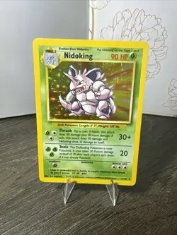 Nidoking 011/102 Base Set Holographic Rare Pokemon Card TCG LP - Image 1