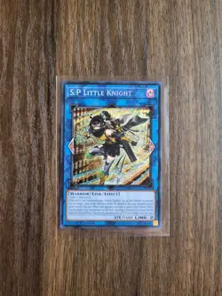 S:P Little Knight Prismatic Secret Rare 1st Edition MP24-EN121 NM - Image 1