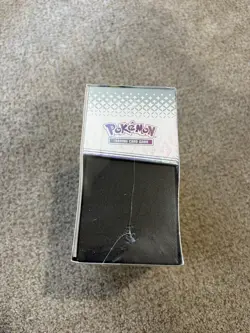 *SEALED* Pokemon Prismatic Evolutions Elite Trainer Box Eevee 2024 English - Image 3