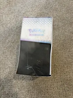 *SEALED* Pokemon Prismatic Evolutions Elite Trainer Box Eevee 2024 English - Image 4