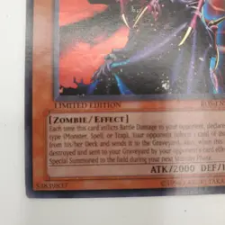 Yugioh Vampire Lord RDS-ENSE4 Limited Edition Ultra Rare Holo Unplayed - Image 3