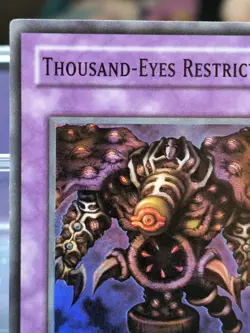 Yugioh Thousand-Eyes Restrict DL1-001 NM/LP+ - Image 2