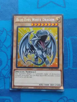 Yugioh! Blue-Eyes White Dragon BLMM-EN001 Battles of Legend: Monster Mayhem - Image 1