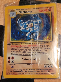 Vintage Machamp 8/102 Holo Rare Base Set 100 HP Pokemon Card - Image 1