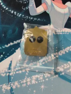 Disney Lorcana Ruby Sisu League Kit Pin - Image 2