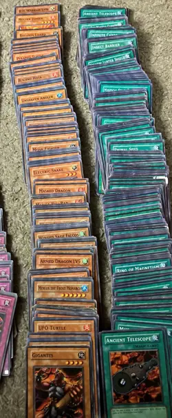 LARGE LOT OF 750+ YU GI OH YUGIOH CARDS 1996 SOME FOIL - Image 3