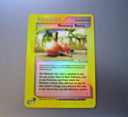 VTG MEMORY BERRY REV HOLO #128-147- E-READER TRAINER 2002 P/N-POKEMON TOOL MINT! - Image 1