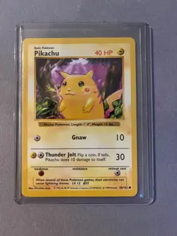 Lot of 200 Base set shadowless Pokemon cards includes Pikachu with red cheeks - Image 2