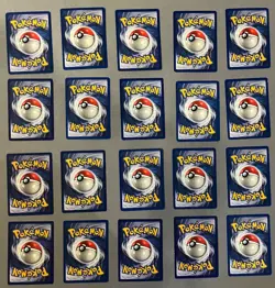 Lot of 200 Base set shadowless Pokemon cards includes Pikachu with red cheeks - Image 5