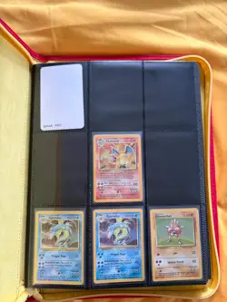Pokemon TCG, damaged, Charizard 4/102 Base Set Holo plus a Base Set collection - Image 3