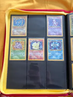 Pokemon TCG, damaged, Charizard 4/102 Base Set Holo plus a Base Set collection - Image 4