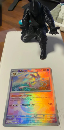 Pokemon Sylveon (MASTER BALL Pattern) 040/131 Prismatic Evolutions Holo - NM - Image 3