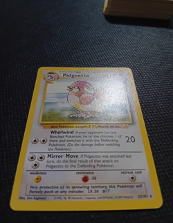 Pokemon Card Vintage Pidgeotto 22/102 Base Set Rare NM - Image 4