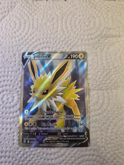 Pokemon Jolteon v Full Art Ultra Rare TCG Card 177/203 SWSH Evolving Skies - Image 1