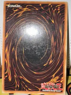 Yu-Gi-Oh! Eyes White Dragon BPT-003 Secret Rare REVERSE FOIL MISPRINT - Image 3