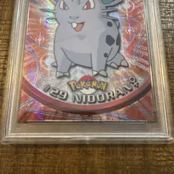 2000 TOPPS CHROME POKEMON T.V. SPECTRA #32 NIDORAN PSA 9 - Image 2