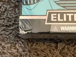 Pokemon TCG Evolving Skies ETB Elite Trainer Box (8 Packs) NEW (Messy Seal) - Image 2