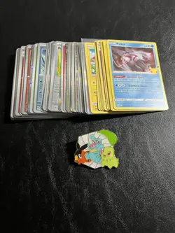 65x Lot Pokemon Cards Holo Reverse 25th + Pin - Image 1