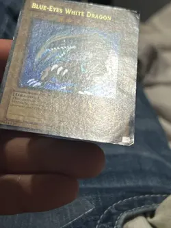 Blue-Eyes White Dragon SDK-001 Ultra Rare MP Yugioh Card - Image 4