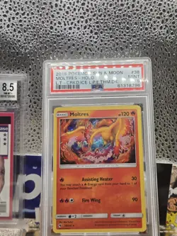 2018 Moltres Cracked Ice Holo 38/214 Deck Exclusive PSA 9 Pokemon POKEMON 🔥🔥🔥 - Image 4
