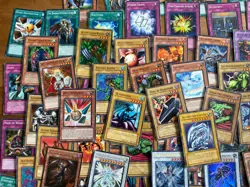 Vintage 1996 Yugioh 121 Cards Lot with Rare Holos Included - Image 4
