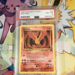 Pokemon Moltres Fossil 27/62 Holo Rare 1999 English PSA 8 Graded Card - Image 2