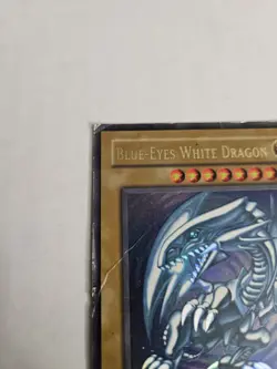 BLUE EYES WHITE DRAGON SDK 001 HP DAMAGED YU GI OH - Image 3