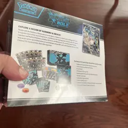 Pokemon Pokemon TCG: Black Bolt Factory Sealed Elite Trainer Box - Image 2