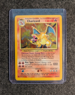 Charizard - 004/102 Base Set Holo (MP) Pokemon TCG - Image 1