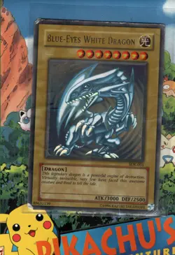 Yugioh! TCG Blue Eyes White Dragon ULTRA RARE SDK-001 Heavy Damage - Image 1