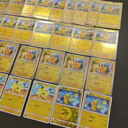 28*Lot Pokemon TCG S-Chinese with 4 different Pikachu All Holo #30 KB72 - Image 2