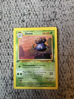 1999 Pokemon Jungle 1st Edition 37/64 Gloom MP Rare Vintage Card Wotc first - Image 1