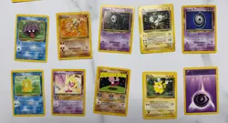 Lot of 20 Pokemon Cards Base Set including Unown 33/75 - Image 3