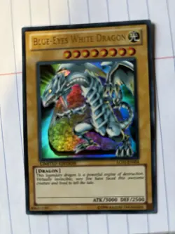 Blue-Eyes White Dragon LC01-EN004 Yu-Gi-Oh Limited Edition - Image 1
