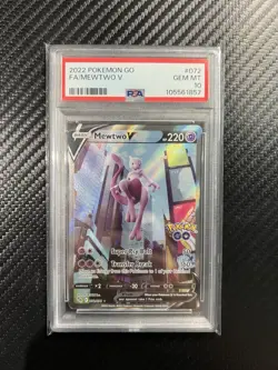 2022 POKEMON GO 072/078 FULL ART/MEWTWO V PSA 10 - Image 1