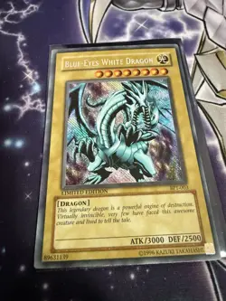 ***Misprint*** Blue-Eyes White Dragon BPT-003 Limited Error Reverse Pattern LP - Image 2