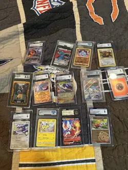 13 slabs pokemon lot - Image 1