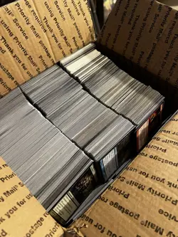 selling 15lbs Magic The Gathering Lot 3800+Cards Medium Flat Rate Box - Image 1